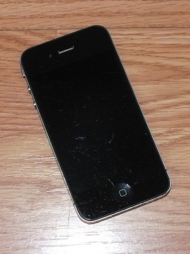 Apple iphone 8 gb - 4,