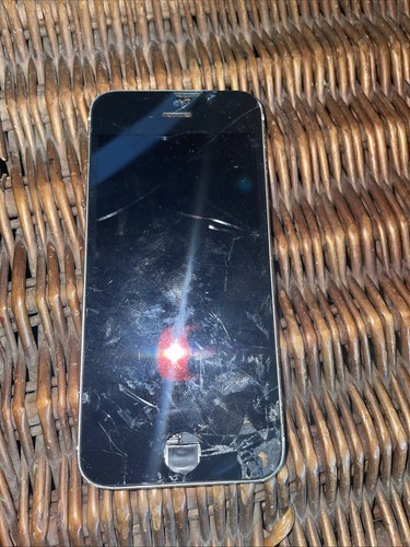 Cellulare apple rotto - apple,